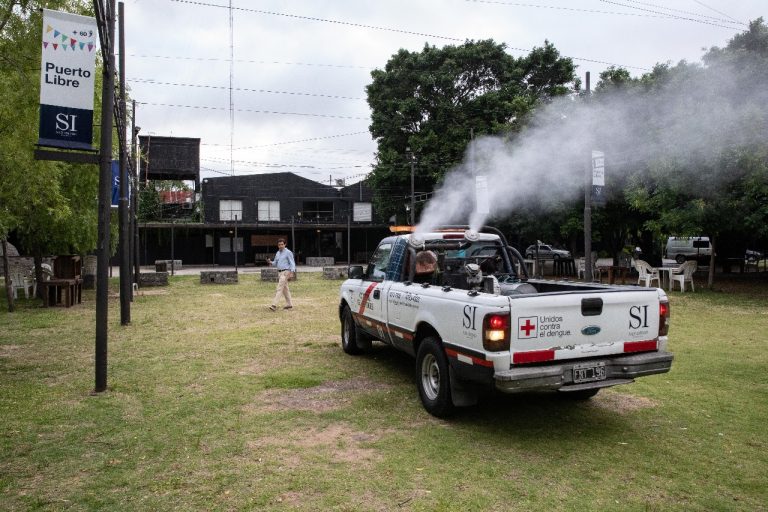 Labores de fumigación en San Isidro 