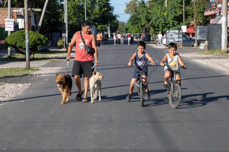 Pavimentan calle en Gutiérrez