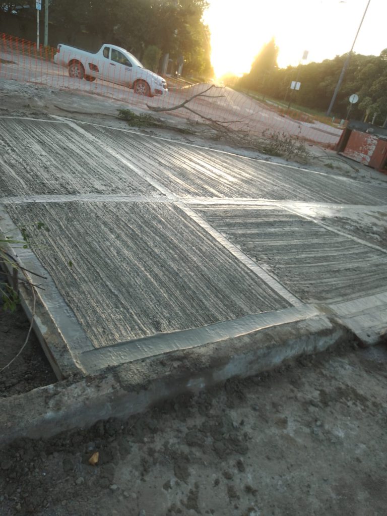 Tareas de saneamiento para evitar inundaciones en El Roble