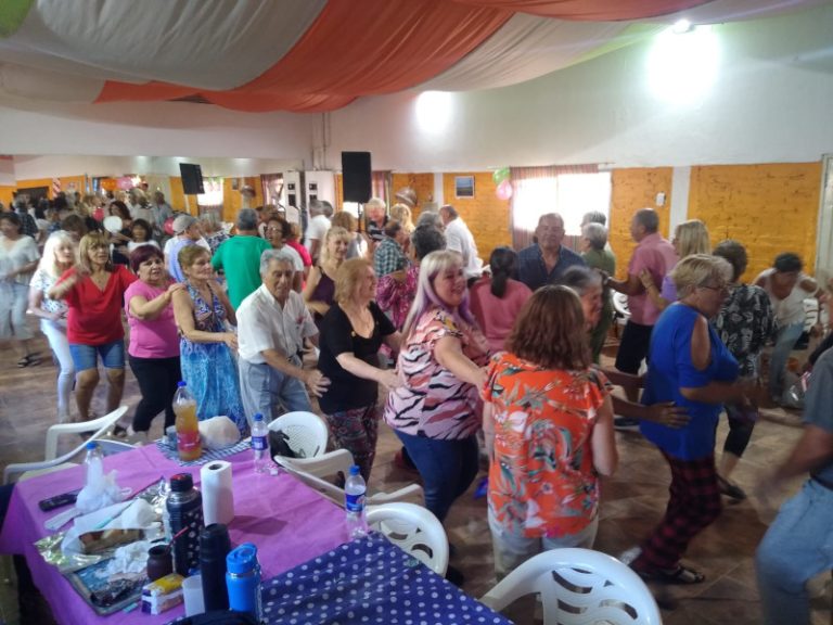 Mateada en la Casa del Folklore en Varela