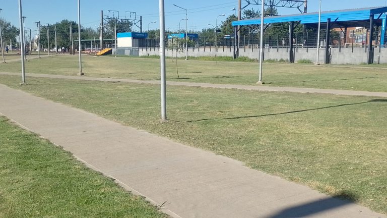 Labores en espacios públicos en Presidente Perón