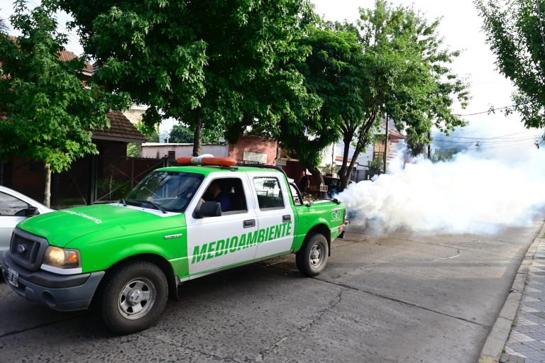Labores de fumigación en Esteban Echeverría