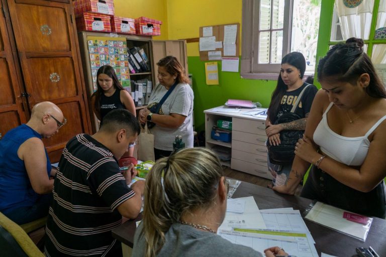 Inscriben a Plan FinEs en Monte Grande