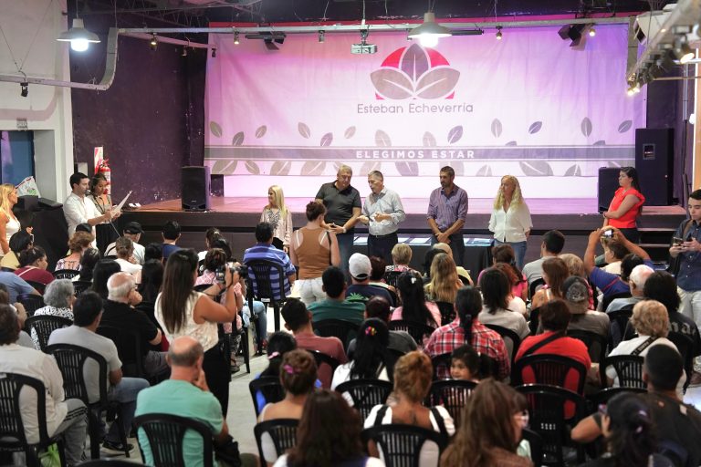 Otorgan pases libres multimodales en Esteban Echeverría