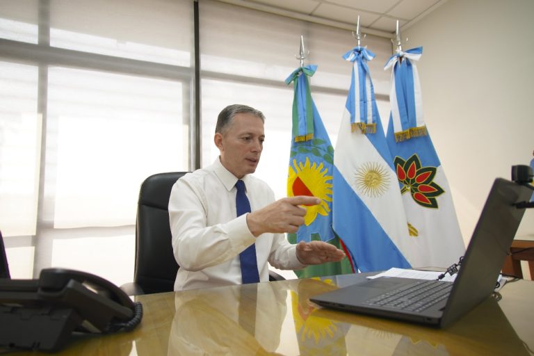 Fernando Gray: «Díganle la verdad a la gente, les van a sacar los subsidios»