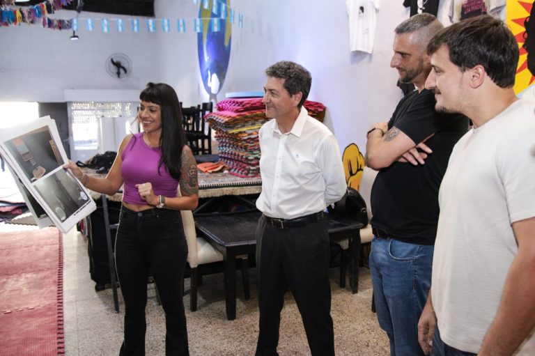 El Club Bella Vista recibió un subsidio de parte de Avellaneda