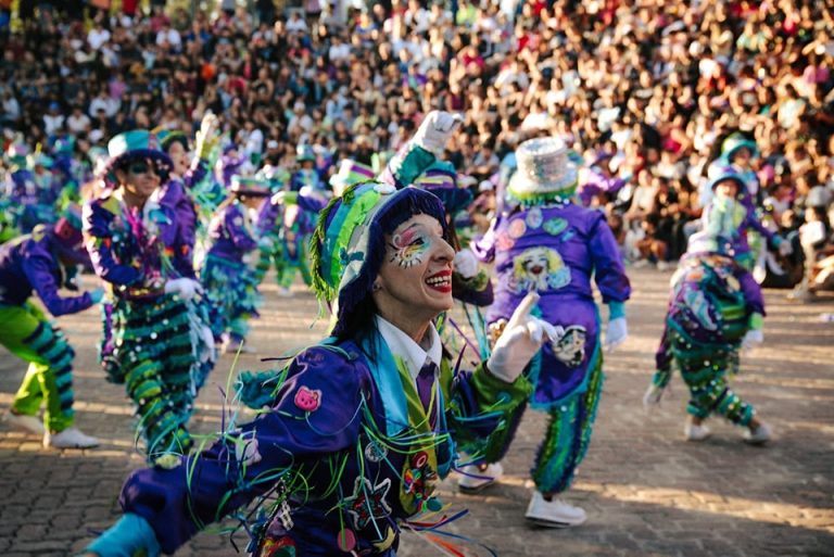 Los carnavales de Avellaneda convocaron a una multitud de vecinos