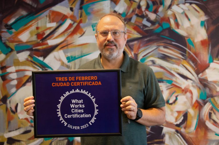 Premian a Tres de Febrero por uso de datos para políticas públicas