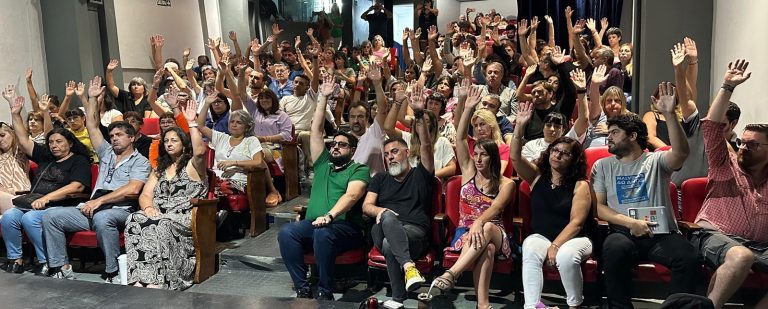 Los docentes bonaerenses aceptaron el 20% de aumento ofrecido por Kicillof y habrá clases