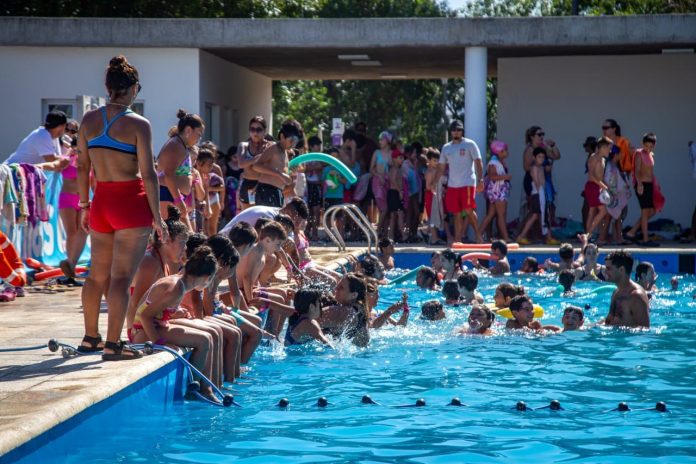 MÁS DE 3.000 CHICOS Y CHICAS PARTICIPARON DIARIAMENTE DEL PROGRAMA “ESCUELAS ABIERTAS DE VERANO 2024” EN QUILMES 4 (1)