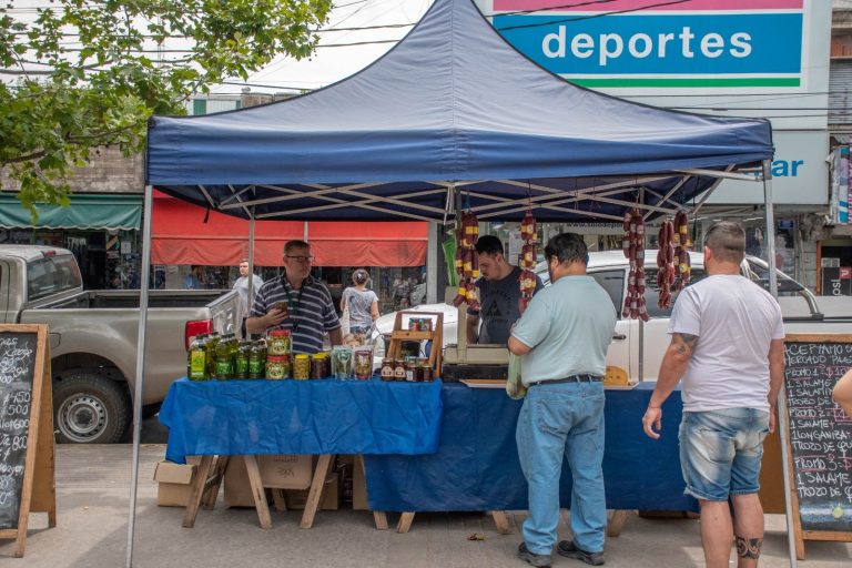 Regresan en Moreno con los Mercados Populares Itinerantes