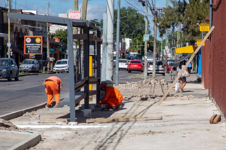 Obras de remodelación en espacios públicos de Berazategui