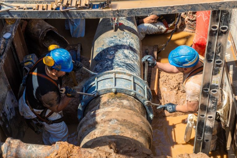 AySA concretó un importante avance en la obra sobre la red de agua potable en San Isidro