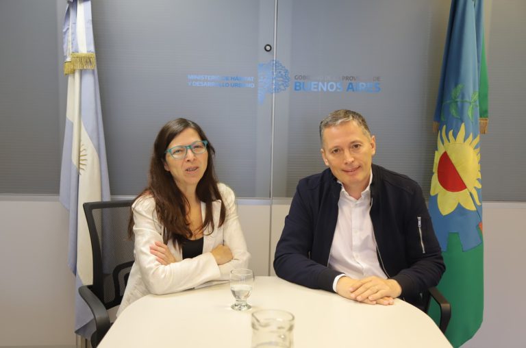 Avanzan obras de viviendas en Esteban Echeverría