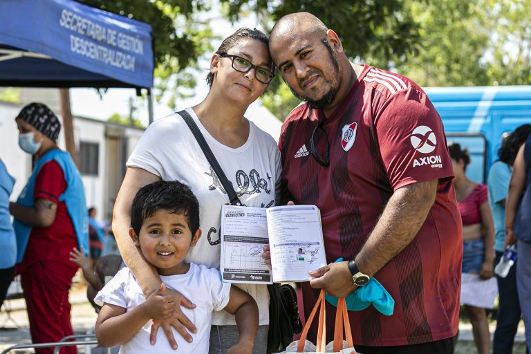 Jornada de salud para más de 300 vecinos en Glew