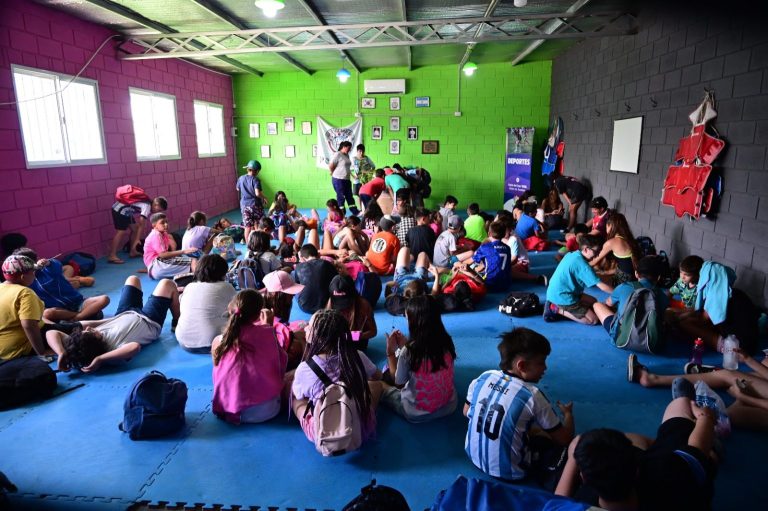 Realizan talleres de educación ambiental en las colonias de verano de Escobar