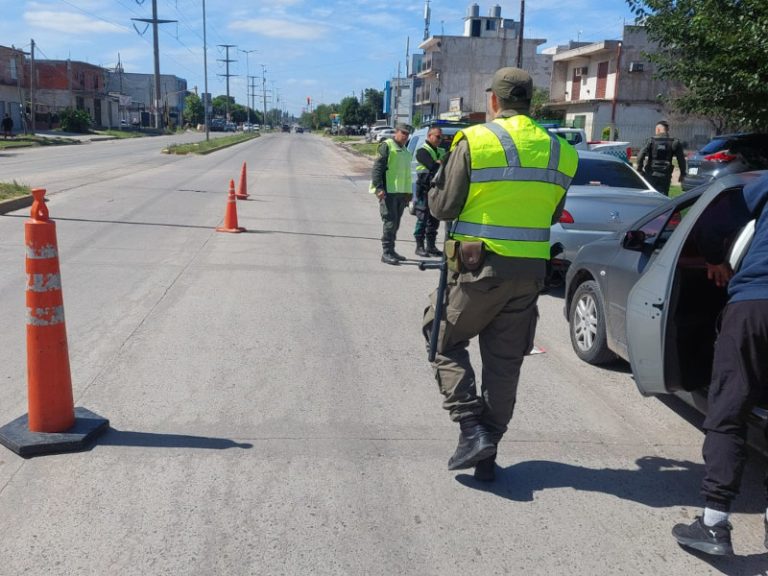 Operativo de control vehicular en Varela