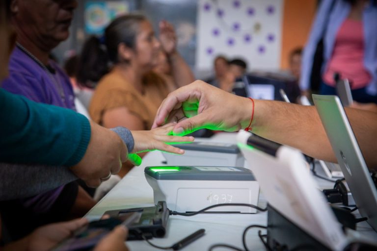 Operativo municipal en Ezpeleta Oeste