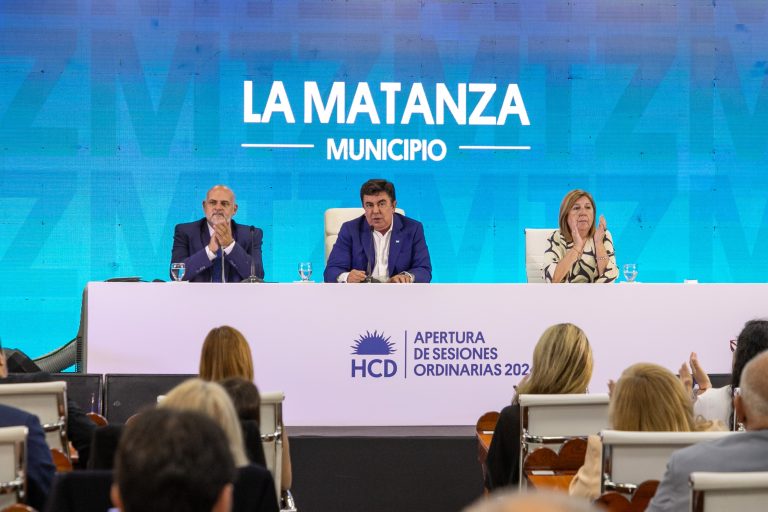 Fernando Espinoza: “Todas las decisiones que está tomando Milei llevan a la Argentina a la decadencia”