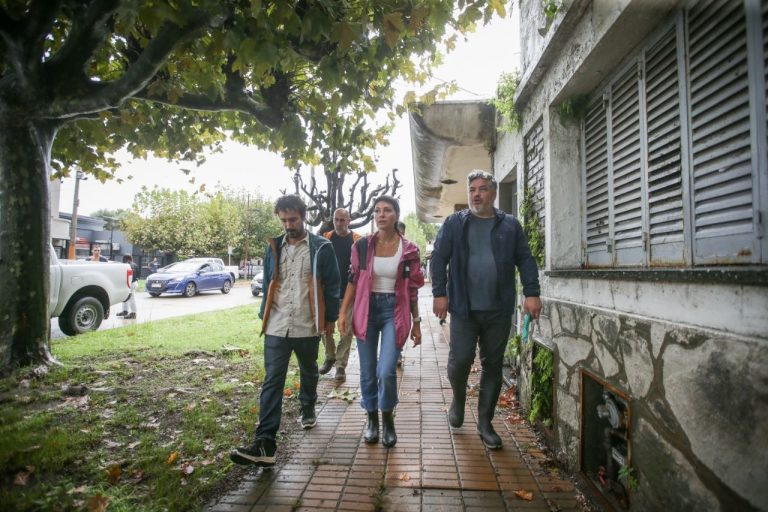 Mayra Mendoza supervisó un operativo integral de limpieza en Quilmes Oeste