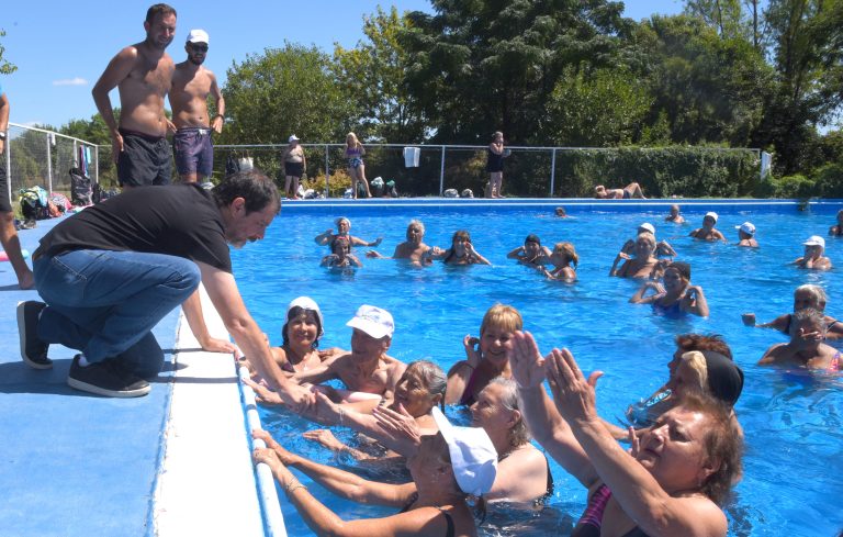 Más de 2 mil vecinos mayores disfrutaron la Colonia de Verano en San Martín