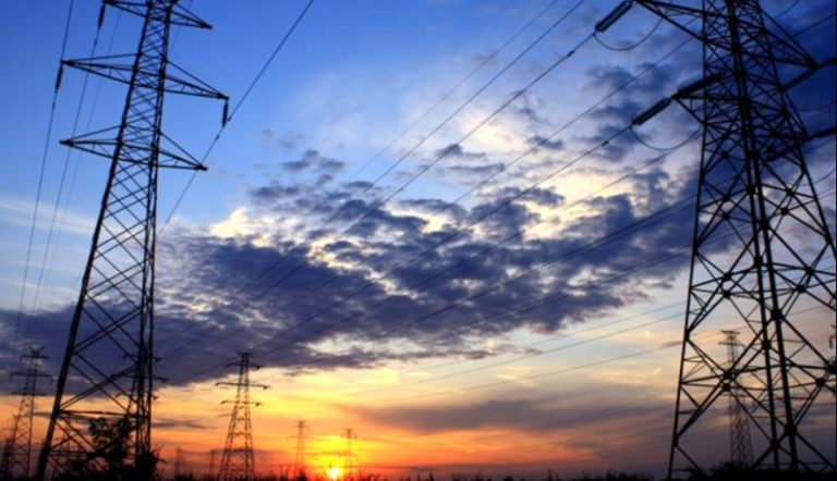 La Defensoría demandó a Cammesa para que garantice el servicio eléctrico
