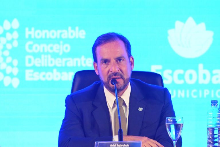 Sujarchuk denunció por presuntas irregularidades a efectivos policiales