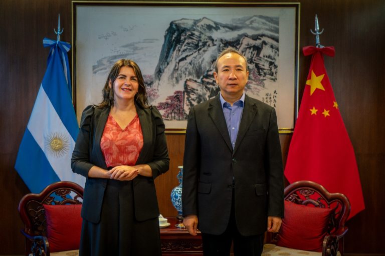 Mariel Fernández se reunió con el embajador de China