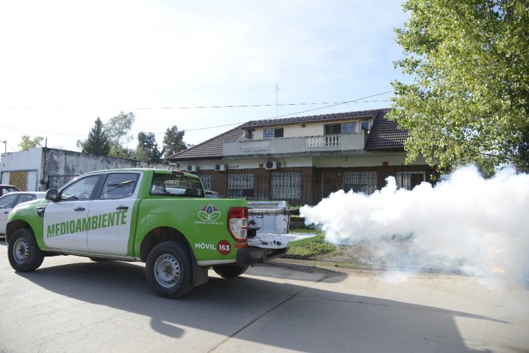 Labores de fumigación en 9 de Abril
