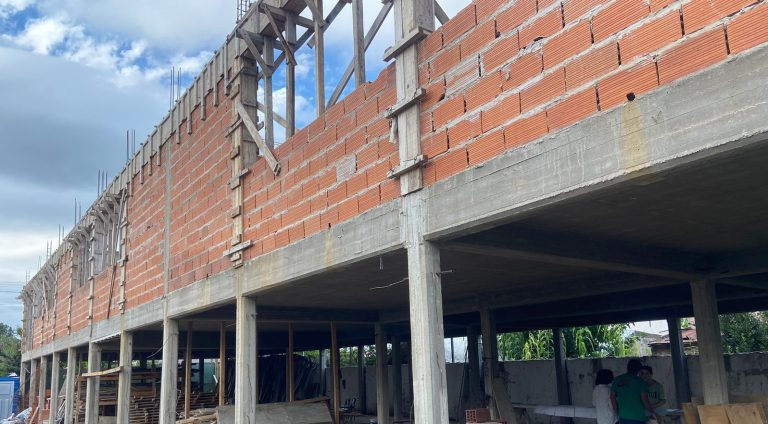 Avanza obra en escuela de Presidente Perón