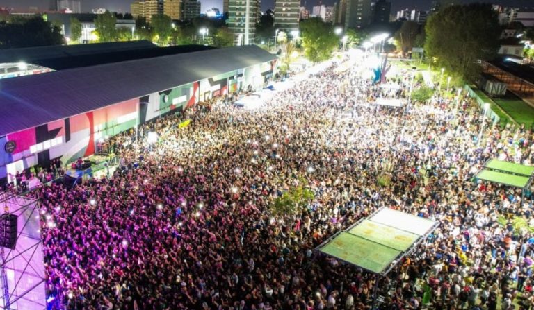 Festejos por aniversario de Avellaneda