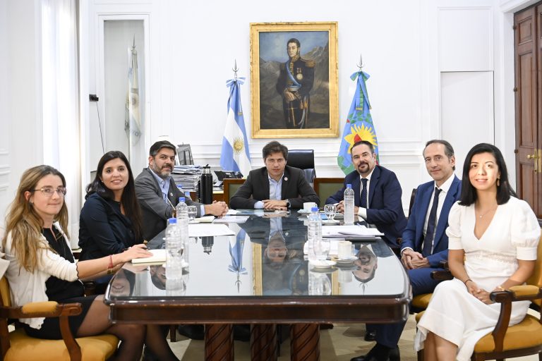 Kicillof se reunió con los embajadores de Noruega y Francia