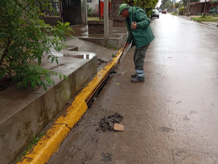 Operativos de limpieza en Esteban Echeverría