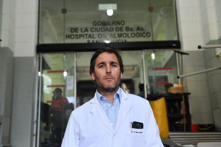 El Hospital Santa Lucía, pionero en realizar una cirugía de córnea