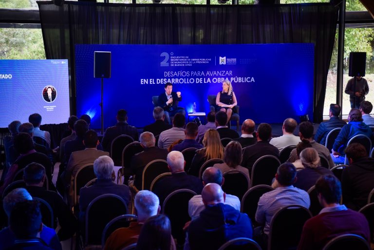 Nardini cerró encuentro de secretarios de obra pública