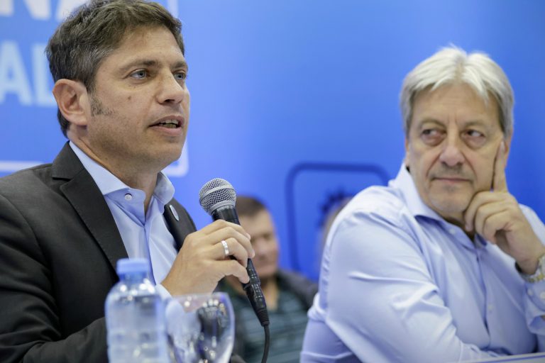 Kicillof cerró el Congreso de la UOM y se mostró con Furlán