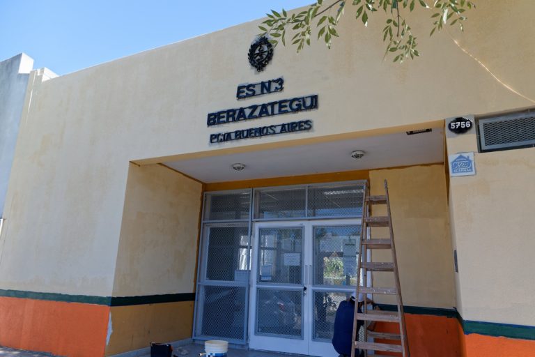 Puesta en valor de escuela en Hudson