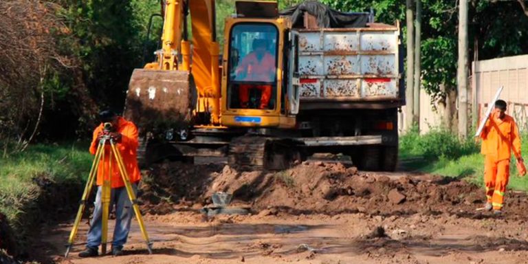 Avanzan las obras de pavimentación de la calle Moctezuma