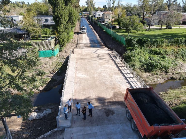 Pavimentan arteria vital en San Miguel