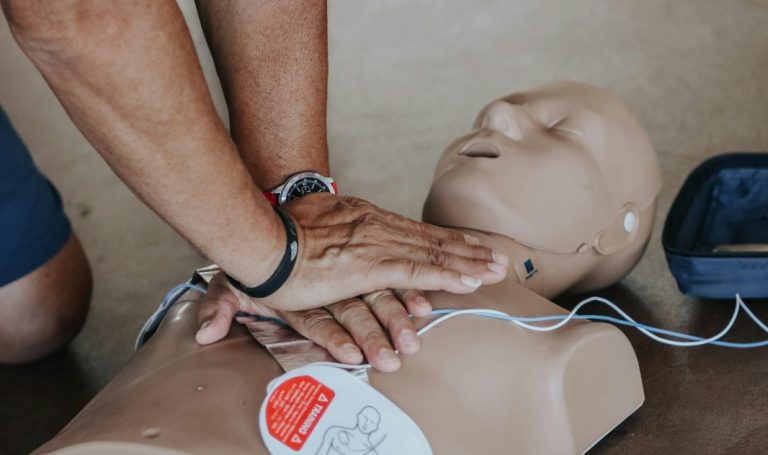 Se realizará un taller de RCP gratuito en Vicente López