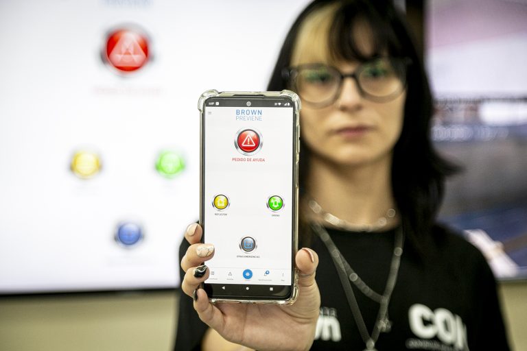 Más de 32 mil vecinos utilizan la APP “Brown Previene”