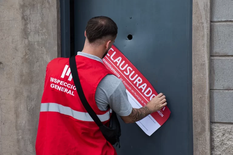Clausuran comercios dedicados a metales