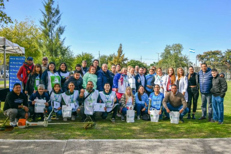 Realizan operativos de concientización sobre dengue en Ituzaingó