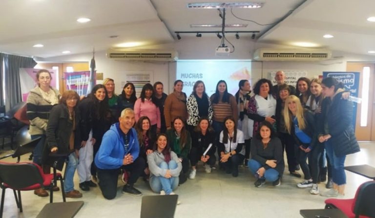 Charla sobre autismo en el Hospital Ana Goitia