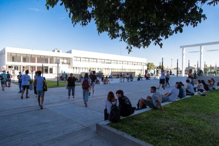 Lanzan Escuela de Jóvenes Conductores