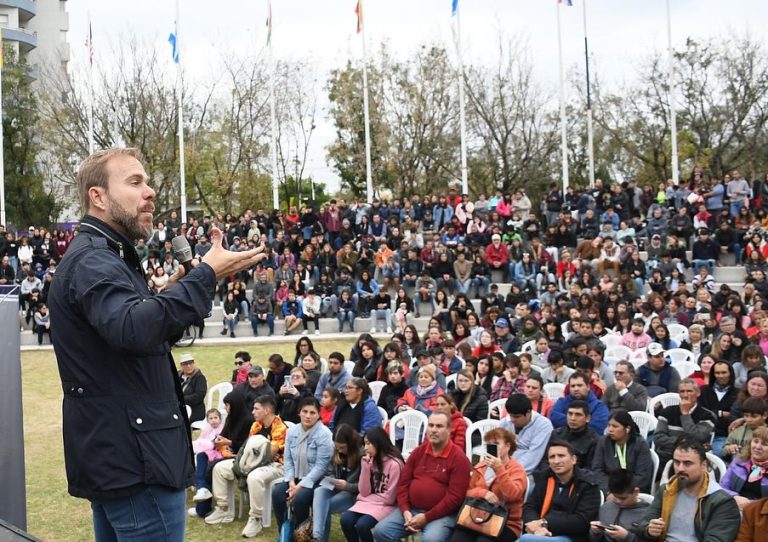 Comenzaron los talleres gratuitos municipales 2024 en Ezeiza