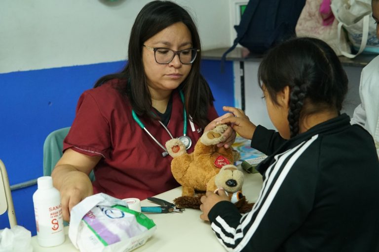 Taller sobre cuidado de mascotas en Monte Grande