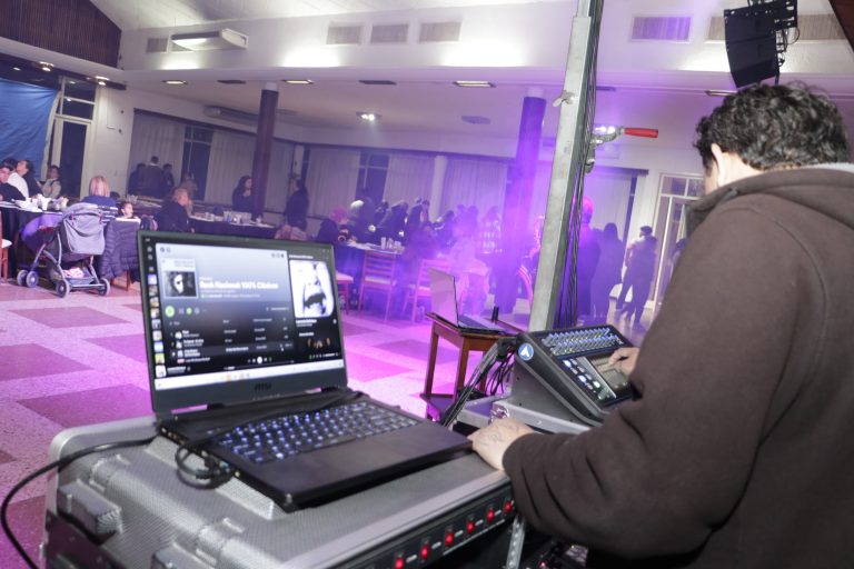 Cena solidaria en Los Polvorines