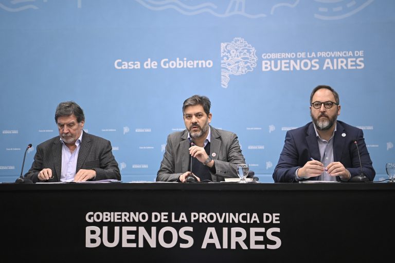 Bianco acusó a Milei de “desertar de sus obligaciones constitucionales”