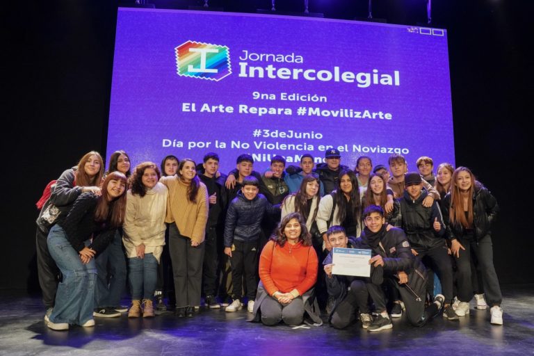 Jornada intercolegial «El arte repara»